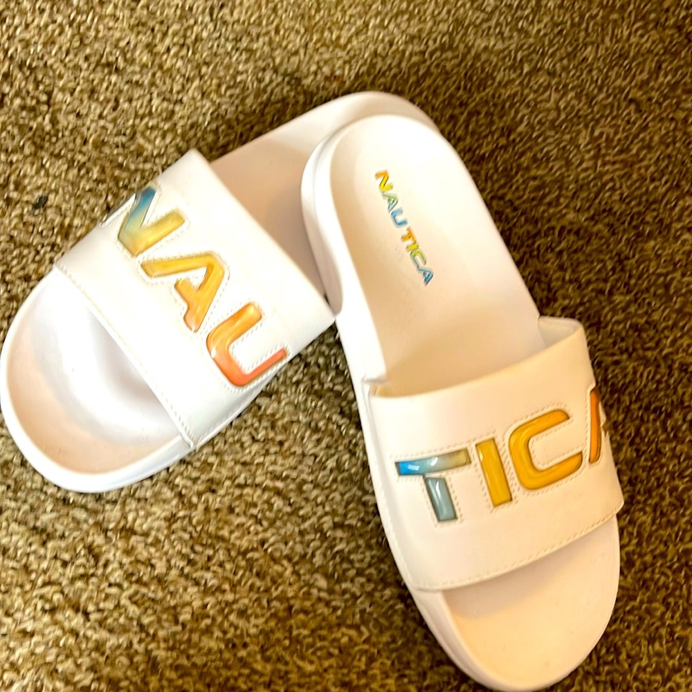 Nautica slides women size 9 never worn new
